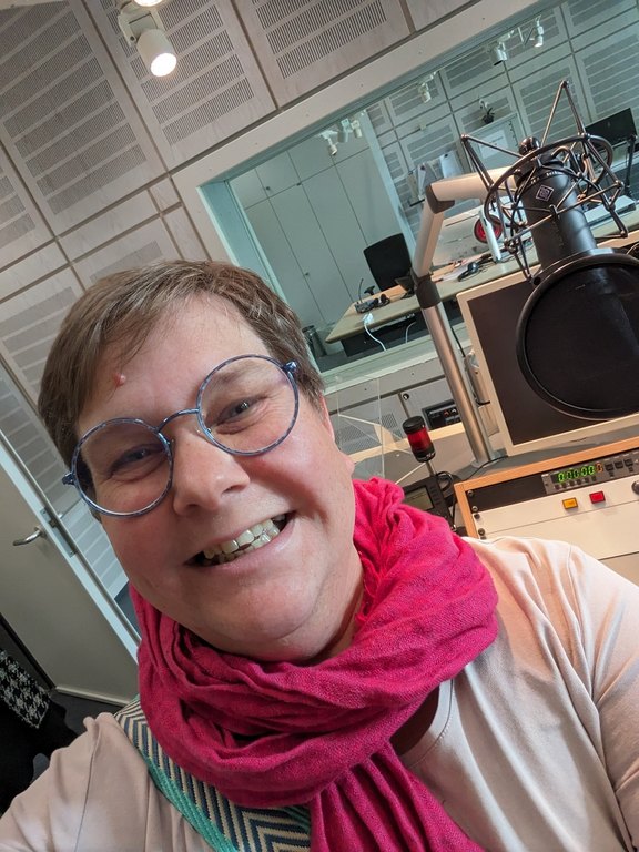 k-Anneke_Ihlenfeldt_im_WDR_Studio.jpg  